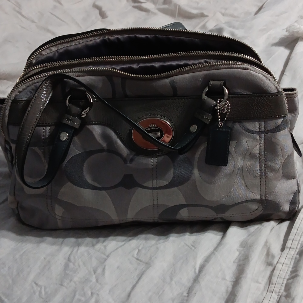Couch purse